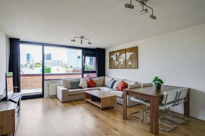 Top appartement Rotterdam Blijdorp: Zonnig terras, Vrij uitzicht, Carport
