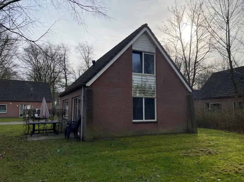 Recreatiewoning Hoeven Ruime Tuin Privacy Nabij Recreatiepark