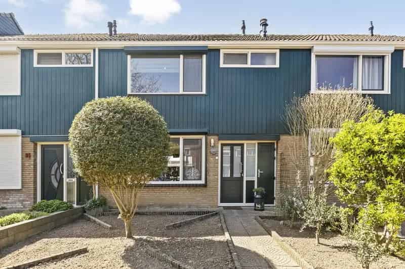 Ruime Tussenwoning 3 Slaapkamers Tuin Zonnepanelen Sint Annaland