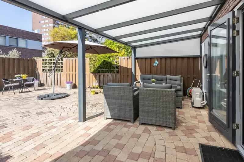Ruime 4 Slaapkamers Familiewoning Hoogvliet Nabij Park