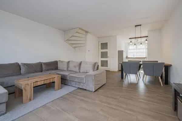 Gemeubileerde Eengezinswoning Parkzoom 4 slaapkamers