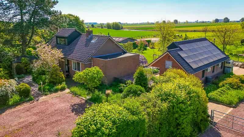 Huis te koop Drongelen 20700m2 grote tuin