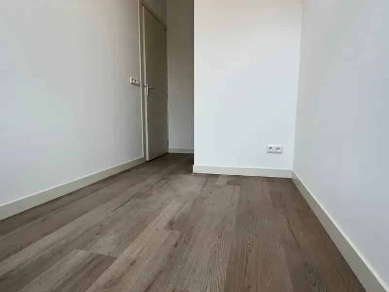 Te Huur: 2 Kamers Westersingel Groningen