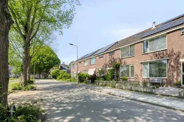 Ruime Gezinswoning Bloemendaal Gouda