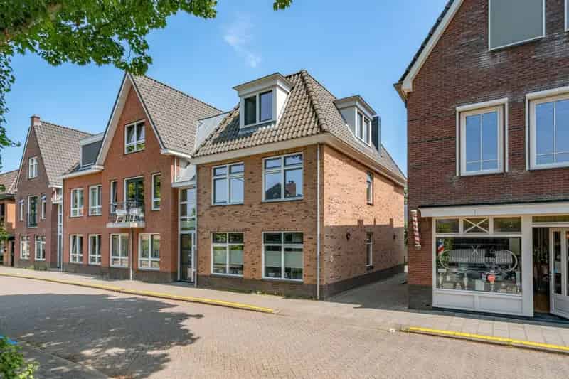 Appartement te koop Mijdrecht: Instapklaar 2-kamer appartement