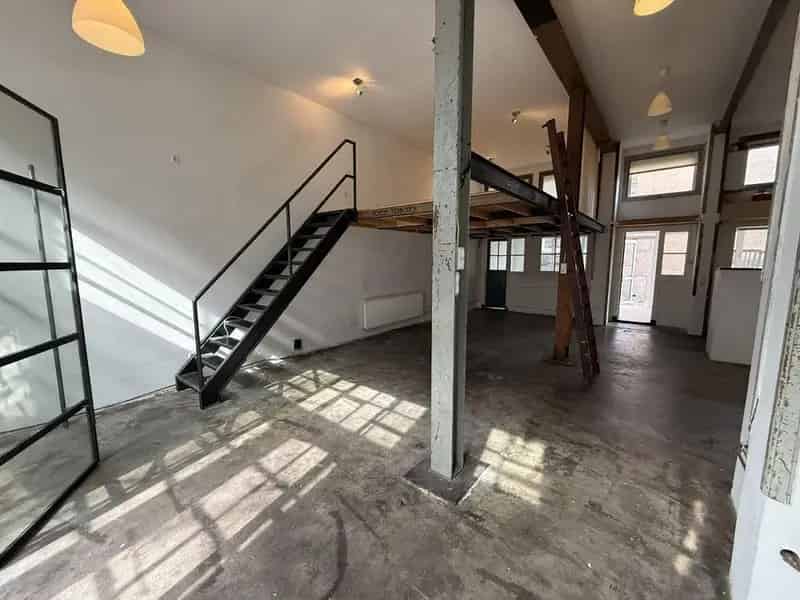 Ruime benedenwoning Rotterdam West met tuin