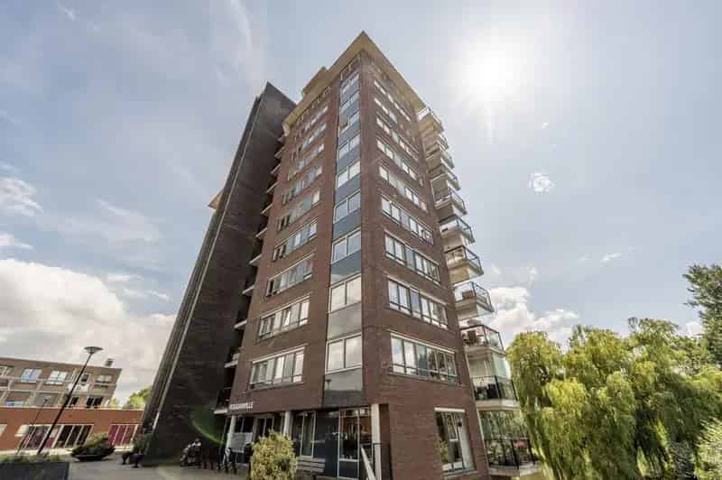 3 Kamerappartement Spijkenisse Ruim Licht Uitzicht Balkon Parkeerplaats