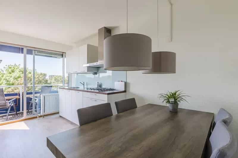 Ruim 3 kamer appartement Uithoorn 2 balkons instapklaar