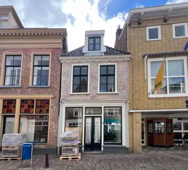 Appartement Breedstraat Leeuwarden: Gerenoveerde Bovenwoning