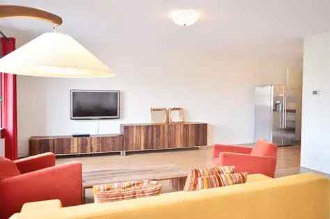2 Kamer Appartement 100m2 Amsterdam Ruim Gerenoveerd