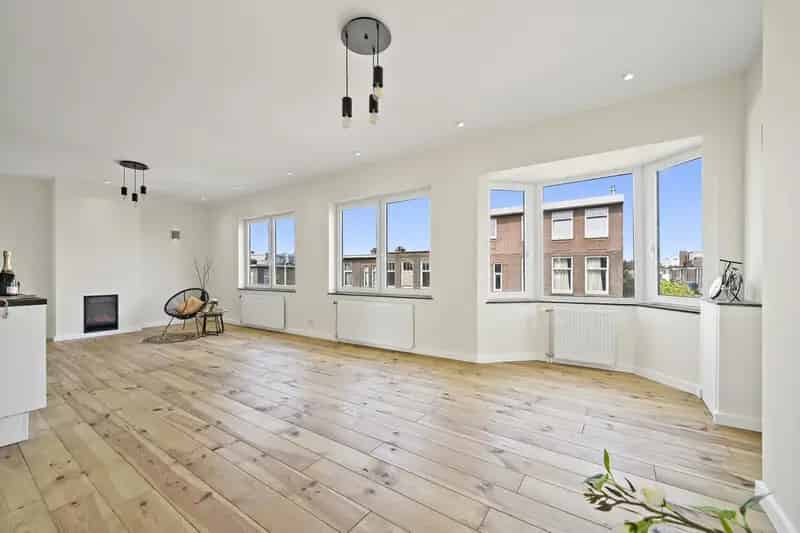 Luxe Dubbel Bovenhuis 4 Slaapkamers Den Haag