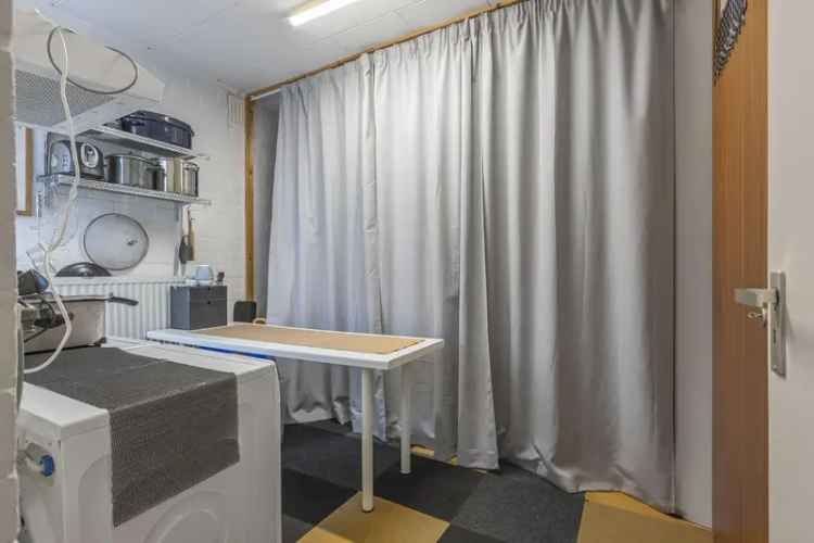 Halfvrijstaande Bungalow Kerkrade West 3 slaapkamers Garage Tuin