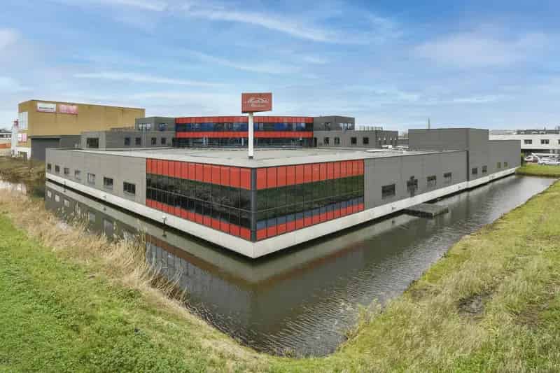 Bedrijfshal Amstelveen te huur 4188m²