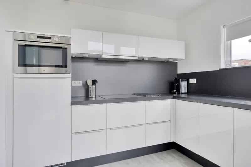 2-onder-1-kap woning Wipstrik  Garage 3 slaapkamers Moderne keuken