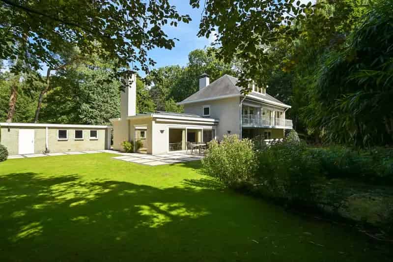 Huis te koop: Van Bronckhorstlaan 11-A 2242 PZ Wassenaar | Funda