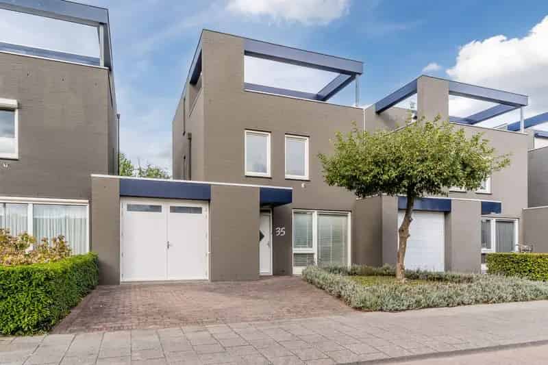 Huis te koop: Mary Zeldenrustlaan 35 5122 CC Rijen | Funda