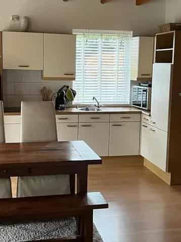 Landelijke Woning Gemeubileerd voor Alleenstaande of Stel
