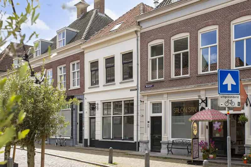Herenhuis Geertruidenberg 6 slaapkamers monumentale woning
