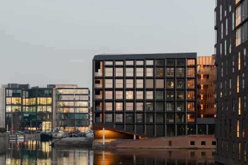Commerciële Ruimte 380m2 IJburg Duurzaam Gebouw Jonas