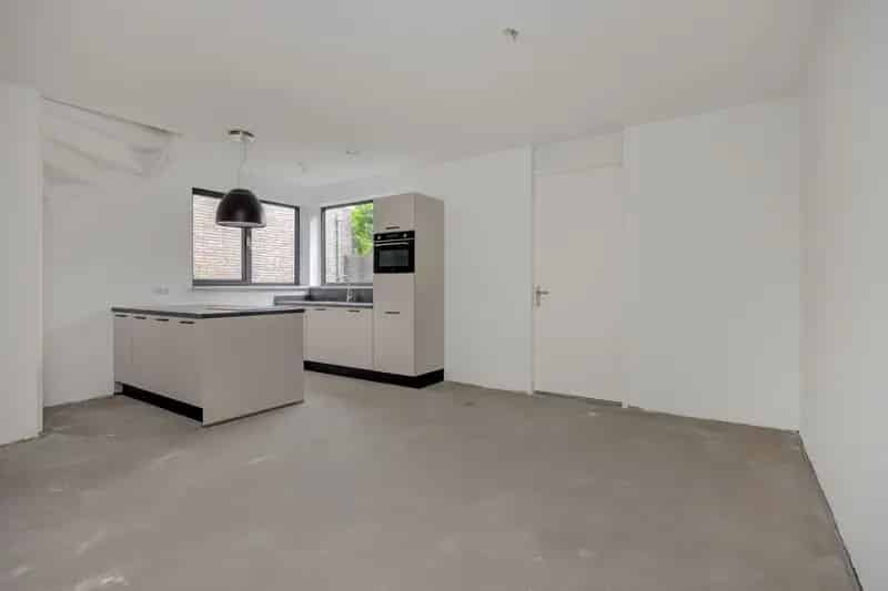 Moderne Gasloze 2-onder-1-Kapwoning 3 Slaapkamers Heesch