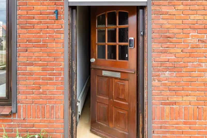 Vrijstaande woning Sas van Gent 3 slaapkamers garage tuin modernisering