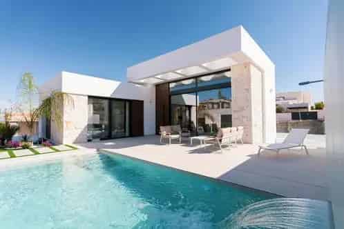 Moderne Villa's te Koop in Rojales Spanje Nabij Strand en Golfbaan