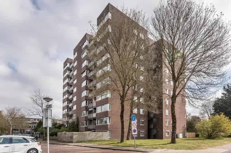 Appartement te koop Heemstede: 2-kamer appartement gerenoveerd 2021