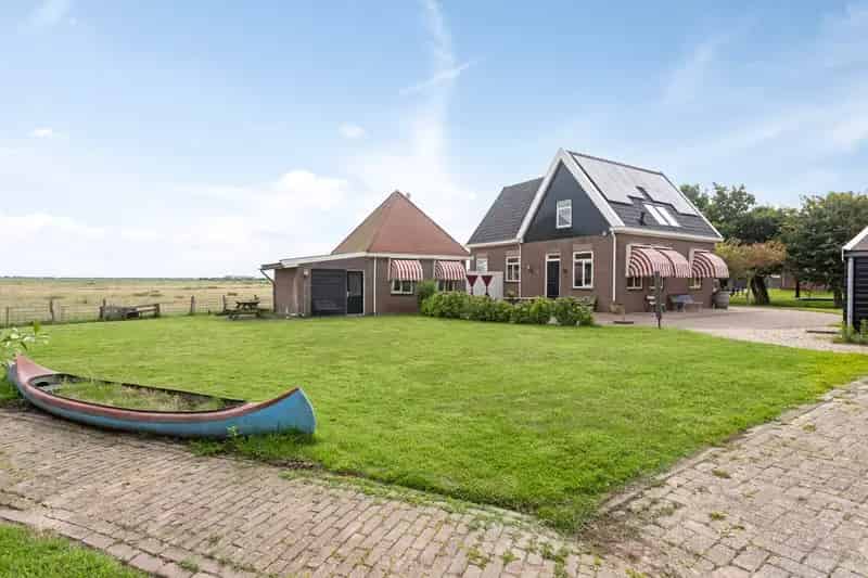 Drie Woningen op Een Perceel Wormerringdijk
