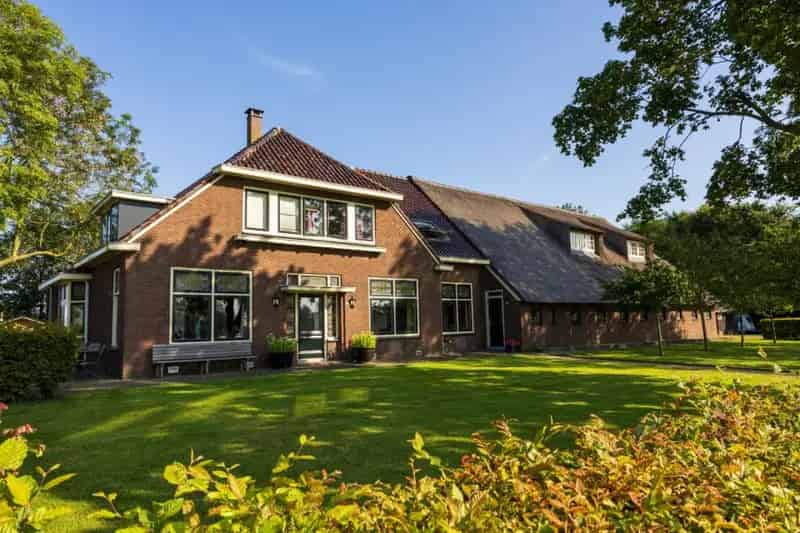 Vrijstaande Boerderij Meppel: 10 Kamers, Gastenverblijf & Feestlocatie