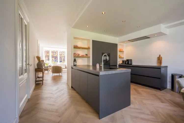 Huis te koop Nijkerk Vlinderlaan: Luxe woning met 4 slaapkamers en veranda