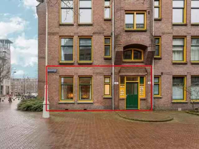 Amsterdam Oost Hoekappartement Berlage Pand