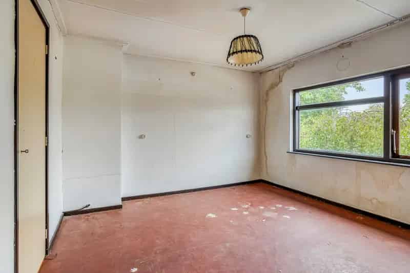 Ruime 4 Kamer Hoekwoning te Koop