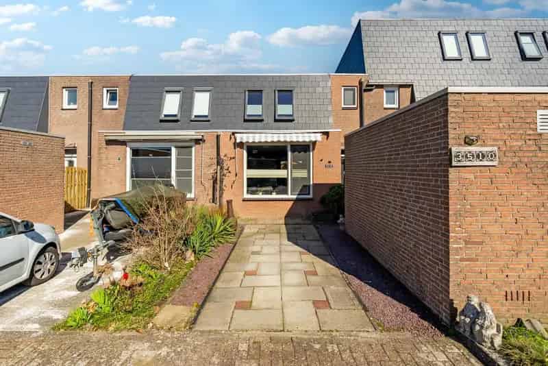 Tjalk 35-10 Lelystad Ruime Tussenwoning 3 Slaapkamers Energielabel A