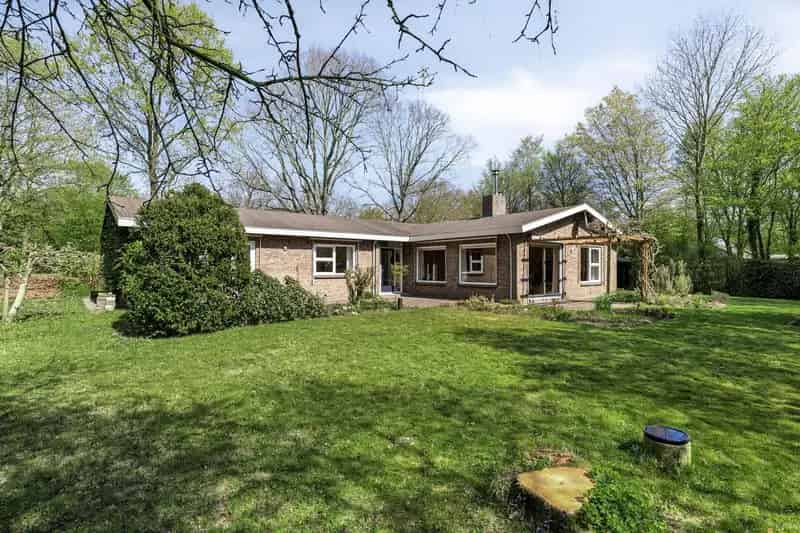 Gelijkvloerse woning te koop in Buiten de Veste