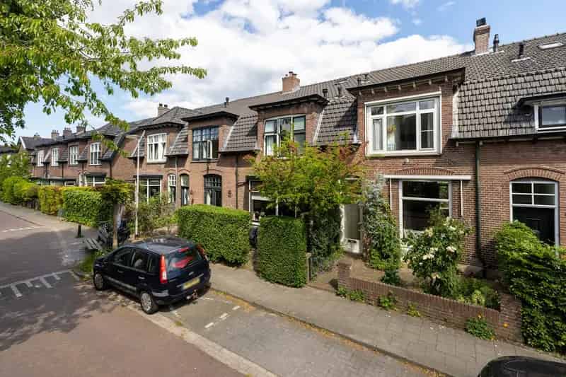 Huis te koop: Badhuislaan 27 1402 SP Bussum 