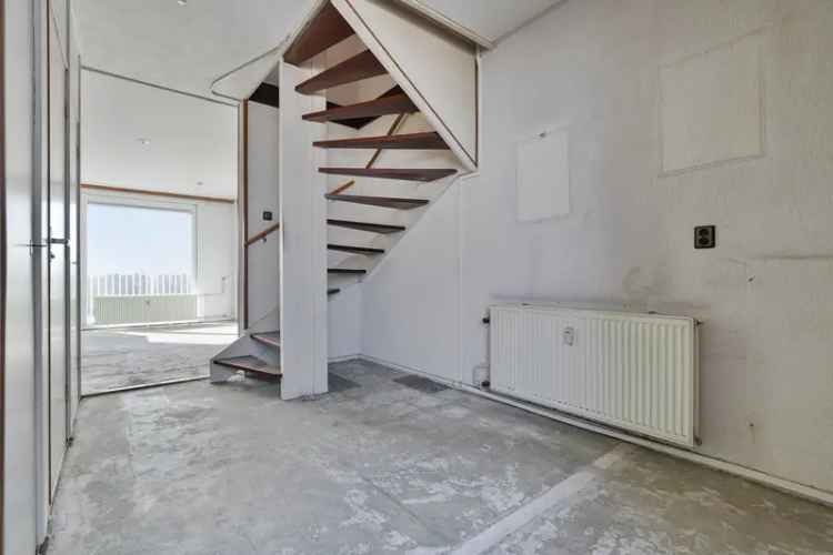 Appartement te koop Amsterdam Osdorp: 81m2 maisonnette, 2 slaapkamers, balkon