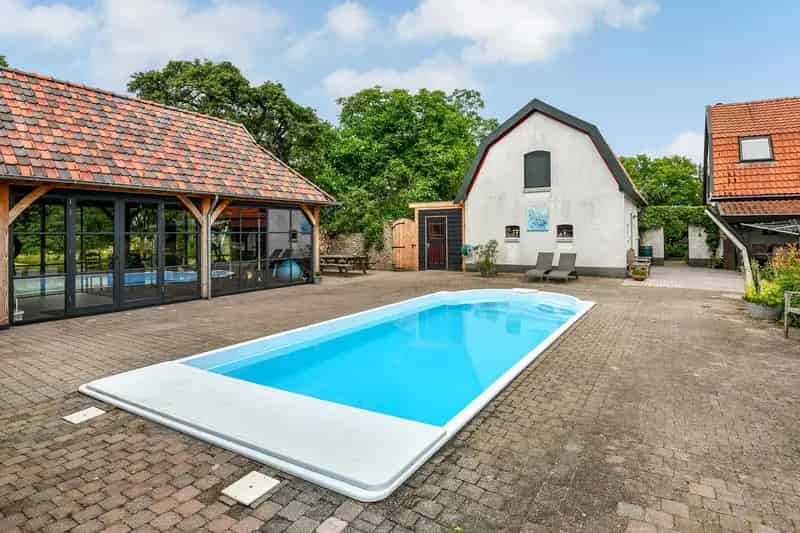 Woonboerderij Herveld 25350m2  Gastenverblijf Zwembad