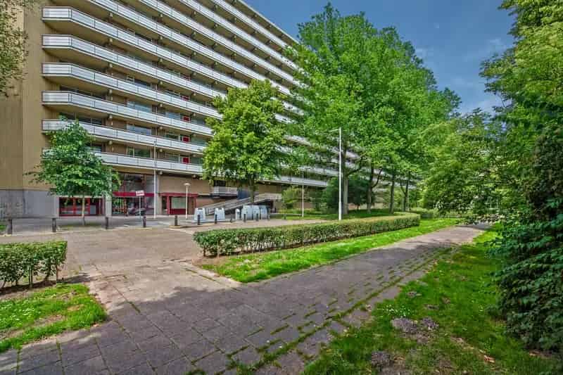 Ruim appartement 109m2 Zoetermeer 3 slaapkamers balkon