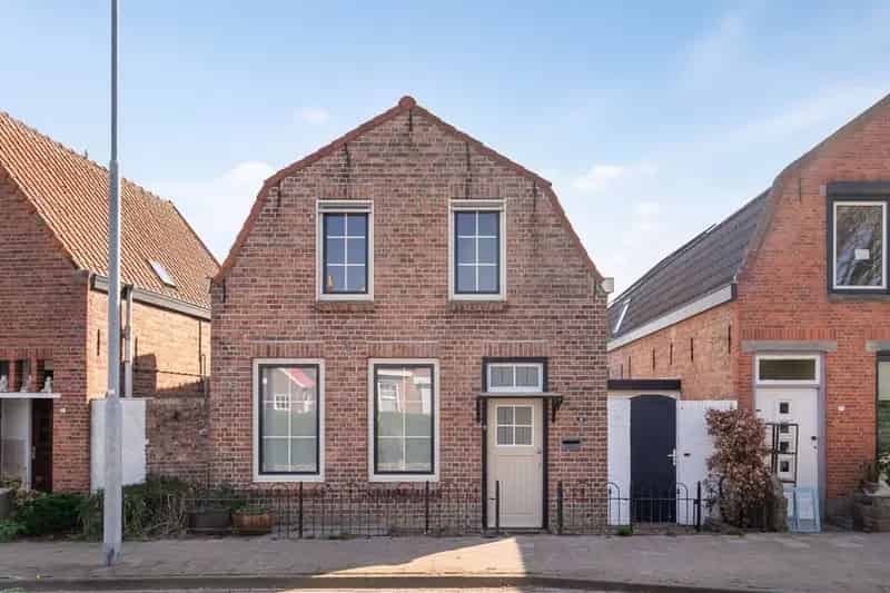 Charmante Instapklare Woning Aardenburg Zuidtuin 2 Badkamers