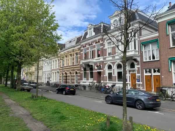 Appartement Heresingel Groningen: Gemeubileerd in Monumentaal Pand