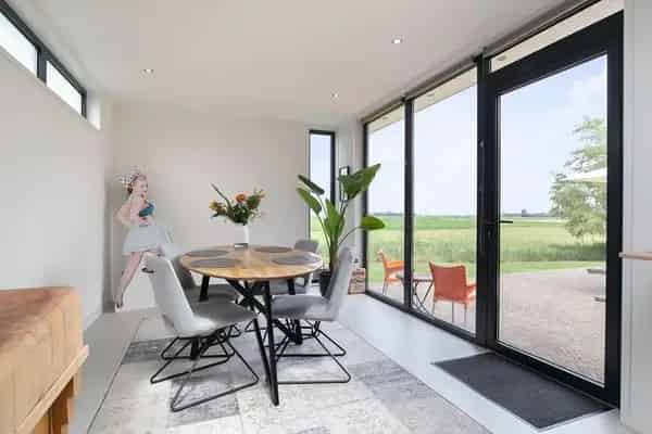 Halfvrijstaande woning Ossenisse: Uitzicht, Ruime Garage & 5 slaapkamers
