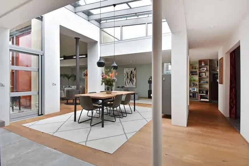 Semi-bungalow Den Haag Zeer Ruim 4 slaapkamers 2 badkamers