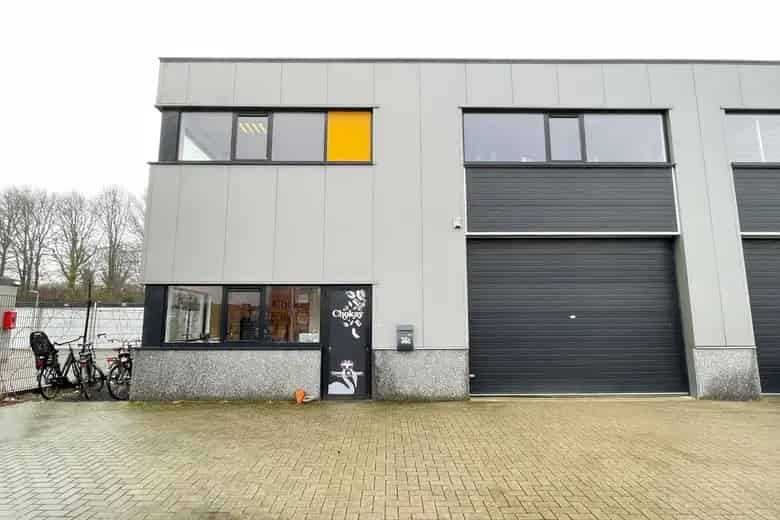 247 m2 bedrijfsruimte te huur in Breda