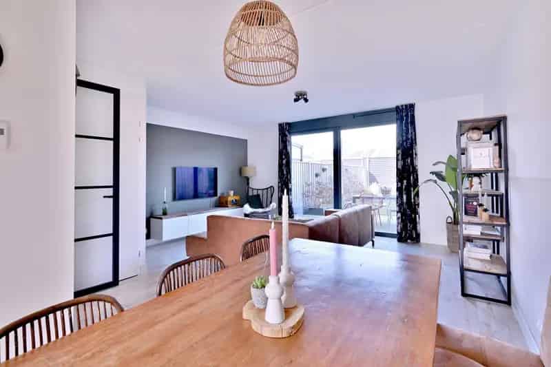 Moderne 5 Slaapkamers Hoekwoning Deventer - Energiezuinig 2021