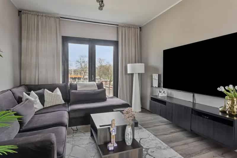 Maisonnette Breda Linie Nabij Station en Centrum