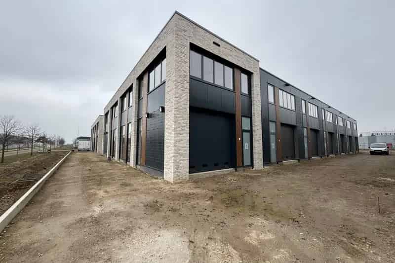 Bedrijfshal te Huur Maastricht Airport