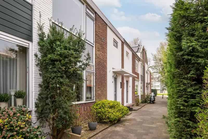 4 Kamer Eengezinswoning Vlaardingen Ruime Tuin Nabij Park Scholen