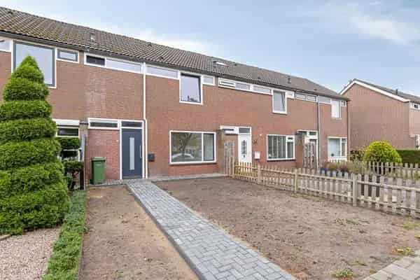 Moderne Tussenwoning Musselkanaal 3 slaapkamers Direct Beschikbaar