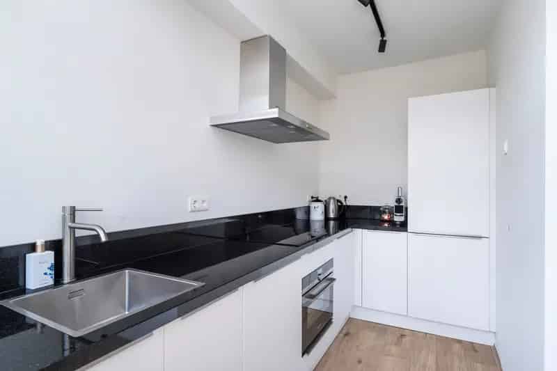 Appartement te koop Rotterdam Hillegersberg: 76m², 2 slaapkamers, moderne keuken