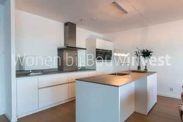 Luxe 4-kamerappartement 150m² te huur